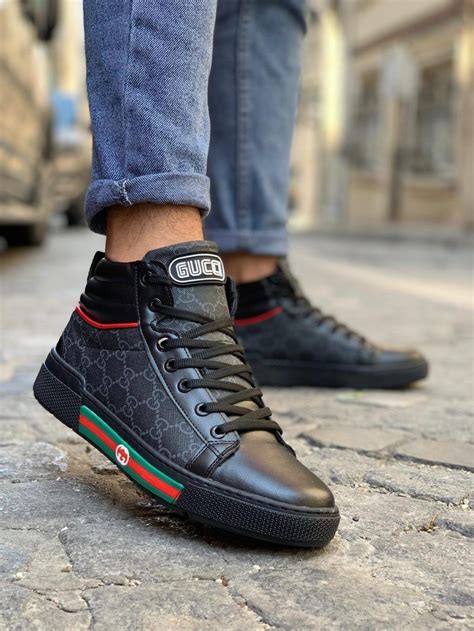 Gucci Shoes for Men .